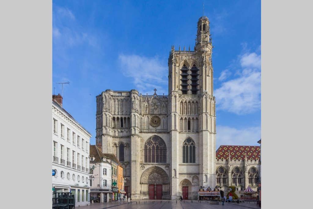Ferienwohnung Le Cocoon / Proche Gare / Netflix Sens Exterior foto