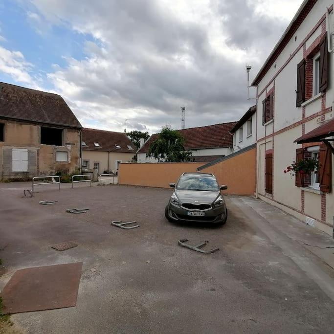 Ferienwohnung Le Cocoon / Proche Gare / Netflix Sens Exterior foto